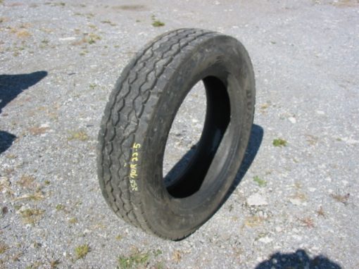 Pneu 255/70R22.5 (1) - 14marc6079