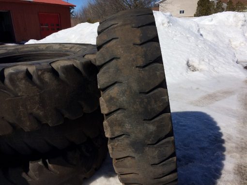 Pneu 18.00-33 NOKIAN HTS - 17-033