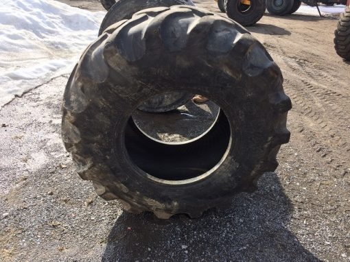 Pneu 2/L-24 GOODYEAR - 17-043